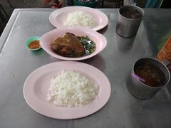 -Kha Mu Charoensang(Silom)
