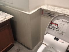 -CGV星星影城(颐堤港ScreenX店)