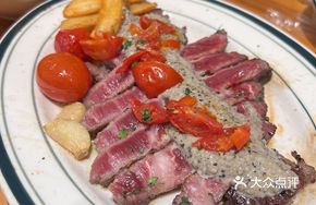 Truffle Cream Tomato Beef Tenderloin