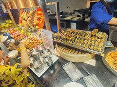 -朗丽兹自助餐厅