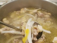 椰子鸡-一哥澳门豆捞 · 十七年经典澳门火锅(四季天地店)