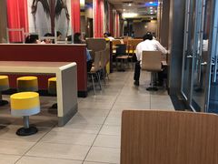 -麦当劳(华融店)