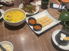 -云海肴云南菜(浦江欢乐颂店)