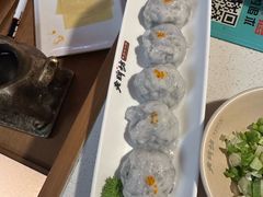 -老牌坊云南鱼豆花火锅(哈西万达店)
