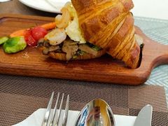 -缇纳甜妮·西餐·甜点(商字店)