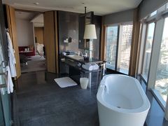 -深圳皇庭V酒店