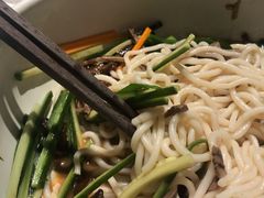 鸡丝凉米线-云海肴·汽锅鸡·云南菜(高德置地店)