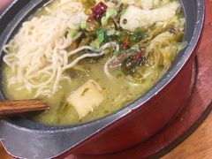 -周鱼小馆石锅酸菜鱼(活力汇店)