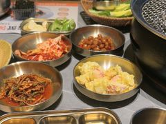 -草家酱蟹炭火烤肉店(珲春南路一店)