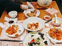 -顺风汤馆·广府粤菜(江宸天街店)