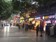 -八一好吃街·高品美食广场