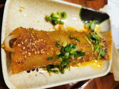-爆炸头阿姨小四川正宗川味小吃(无任何分店)