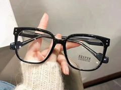 -爱视眸Eyeblling眼镜·依视路·蔡司镜片折扣店(百联南方商城购物中心)