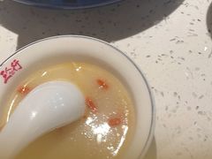 -三人行骨头王火锅(长寿店)