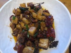 -隔壁老王·家常云南菜(花巷店)