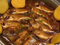 鱼锅饼子-五谷丰登农家院·地道胶东菜·海鲜烧烤(威海店)
