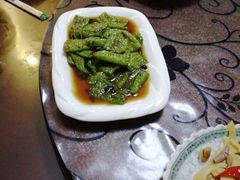 -天天向上素食餐厅(五台山店)