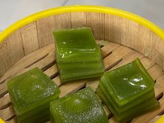 -老何家后安粉·糟粕醋海鲜火锅(三亚湾椰梦长廊店)