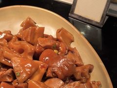 -大中华希尔顿酒店-念自助餐·嗨啤·小龙虾
