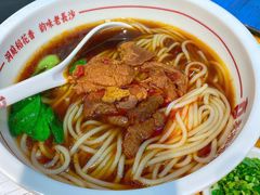 -呷佬·长沙手工米粉(金沙江路店)