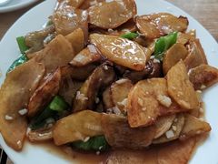 地三鲜-东北特色菜馆(珞喻东路店)
