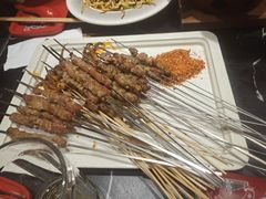 -杨家崴子碳缸烧烤(东三马路店)
