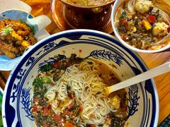 -蜗牛小馆醉乡民谣云南菜(惠新西里店)