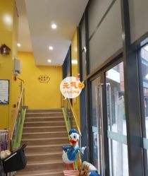 -爱玩爱游亲子成长中心(曲江汉华城店)