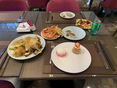 -飨食汇全日制餐厅·昆山皇冠假日酒店(九方店)