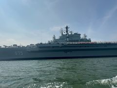 -泰达航母主题公园