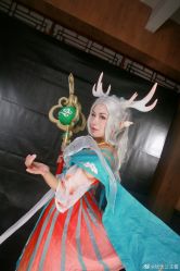 -星元素cosplay动漫摄影写真工作室