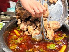 -肖肖酸萝卜鱼火锅(总店)