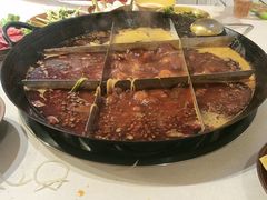 -岗上渣渣老火锅(两路口店)