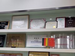-雅悦齿科(顾村公园店)