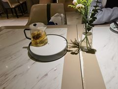 -荷花亭·湖北融合菜(中商广场店)