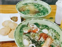 -周记蟹仔粉(侨港风情街店)
