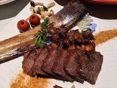 酱焗中式牛肋排-悦融琥珀·京鲁菜·海味珍品(西单店)