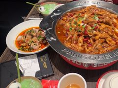 -胖哥俩肉蟹煲(湖滨银泰in77店)