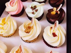 红丝绒中号纸杯-派悦坊·甜品·蛋糕(日坛店)