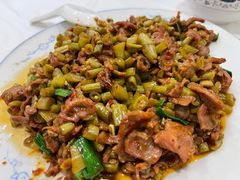 酸豆角炒鸡胗-新新湘菜馆(新中街二条店)