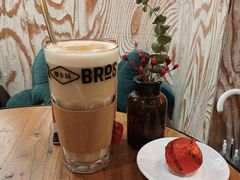 -Moka Bros 摩卡站(嘉华店)