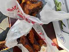 -梅记大块头爆鱼店(乍浦路店)