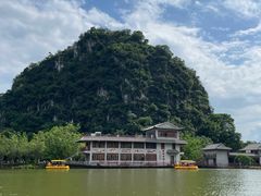 -星湖旅游景区七星岩