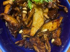 松林蘑菇-北京老铺烤鸭(老城根店)