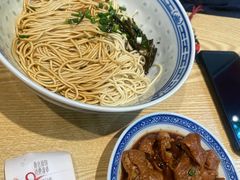 -鲁达面馆本帮风味(共康东路店)