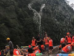 -安吉龙王山峡谷漂流