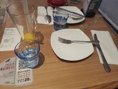 -必胜客(WOW象山涌金广场店)