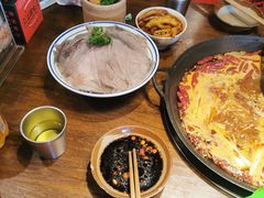 -萍姐火锅·公路夜市(武汉首店)