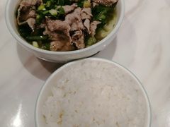-犇逸·乐山跷脚牛肉·四川现炒(览海店)
