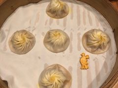蟹粉小笼包-鼎泰丰(德基广场店)